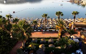 Costa Bitezhan 4*